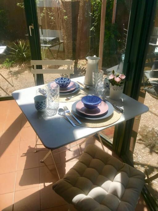 Charming Studio To Venelles 10 Minutes From Aix Exteriör bild